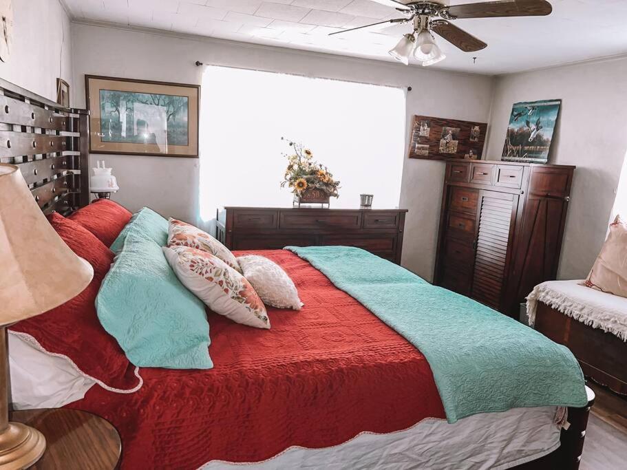 Quiet Farmhouse In The Country Close To Major Theme Parks Ridge Manor Extérieur photo